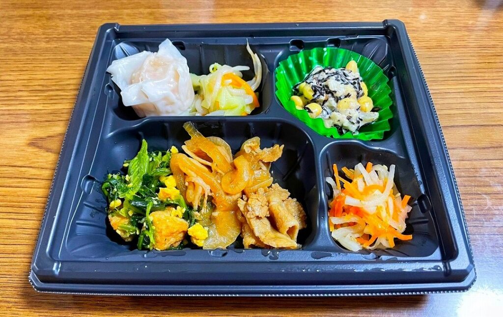 まごころ手鞠「豚肉と青菜の炒め物弁当」の画像