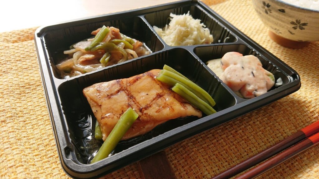 まごころケア食・健康バランス「炭火焼きチキン」