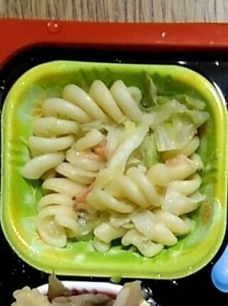 ねじりパスタのペペロンチーノ風の拡大画像