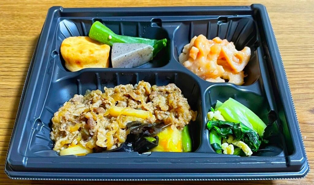 牛肉と野菜の五目炒め弁当の画像